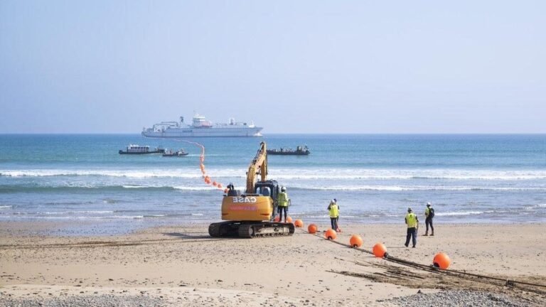baie de brassage avec cables fibre optique