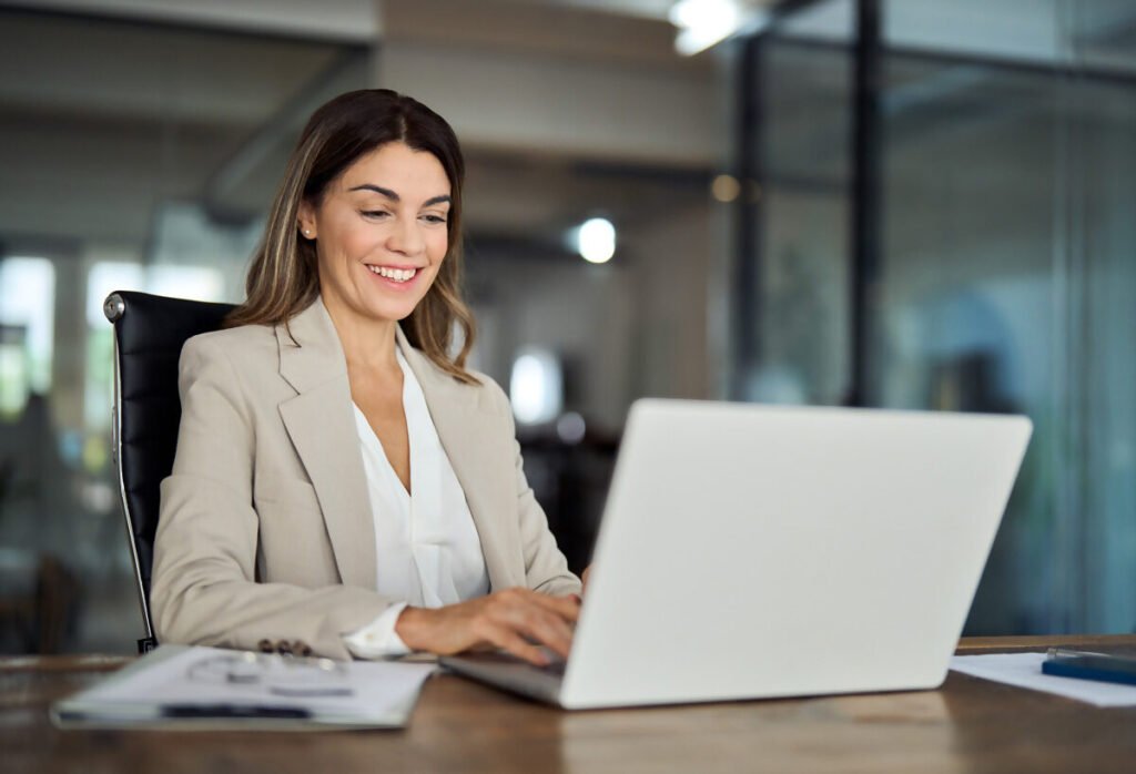 bureau bancaire avec conseiller en action