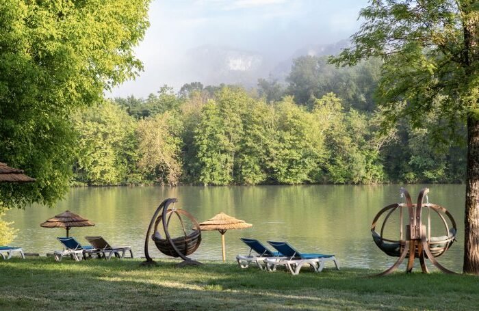 camping en pleine nature pres de vallon