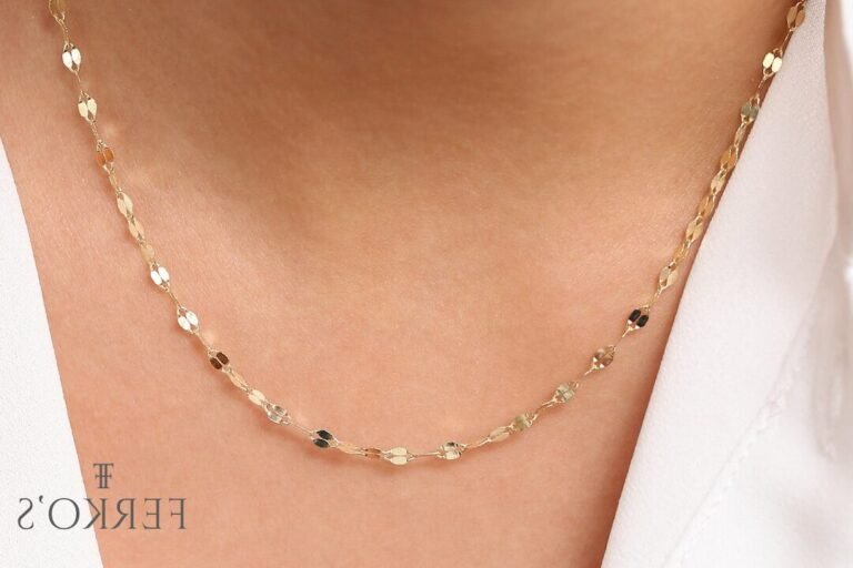 Quelle est la meilleure chaîne au mètre pour créer des bijoux 14 chaine a bijoux etincelante sur fond neutre