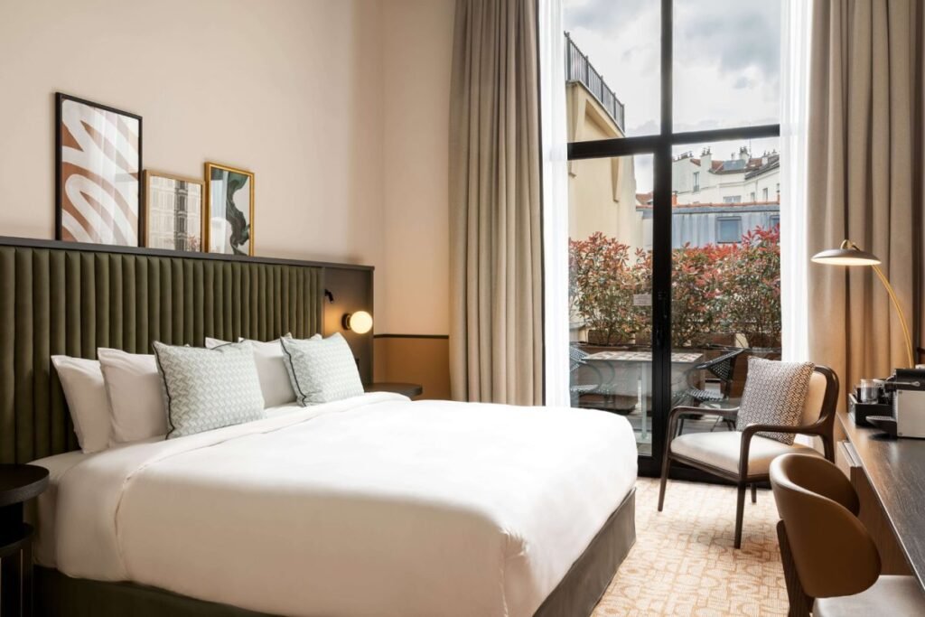 chambre dhotel moderne a paris