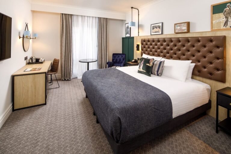 chambre moderne dun hotel mercure