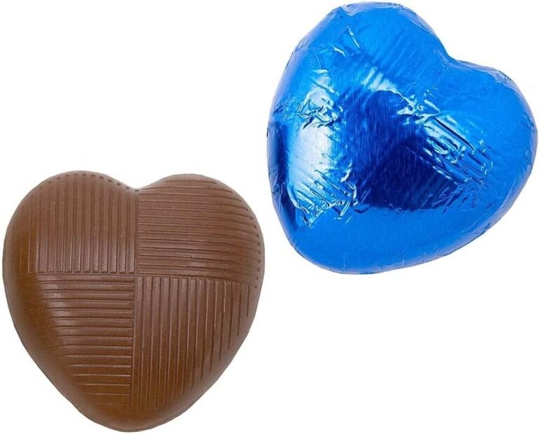 chocolats en forme de coeur colores