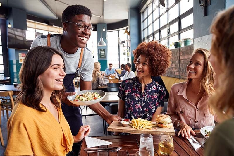 Quel est l’avis des clients sur le restaurant Le Lion d’Or à Saint-Geniez d’Olt