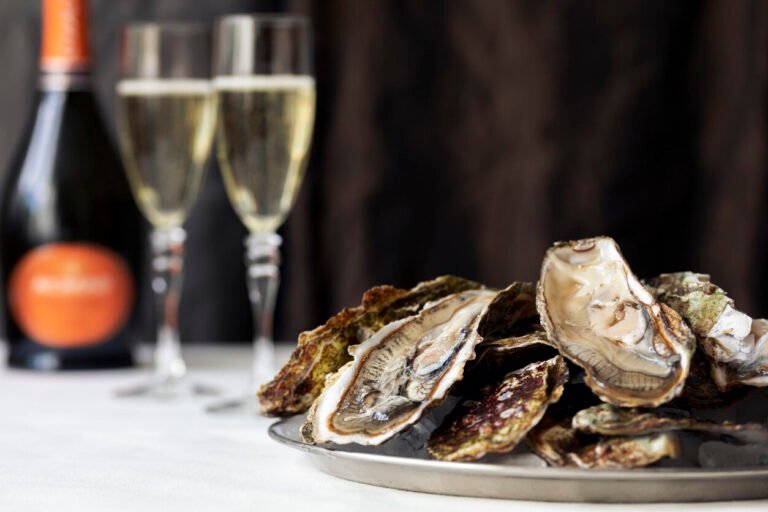 Où déguster du vin et des fruits de mer à Vin et Marée Montparnasse 7 degustation de vin et fruits de mer