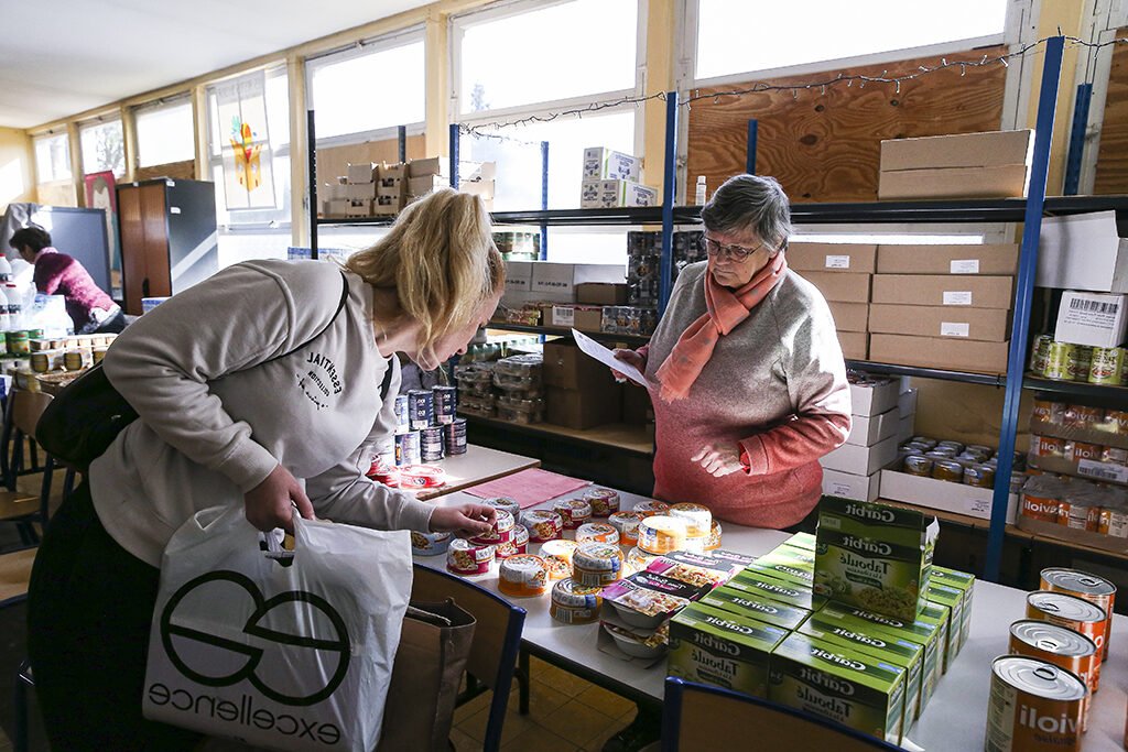 Comment bénéficier des services des Restos du Cœur à Clermont-Ferrand