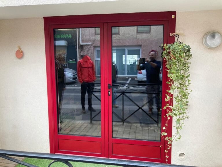 Où se trouve le service Drive Hyper U à Clermont-l'Hérault 6 entree du magasin hyper u clermont lherault