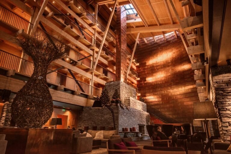 Quel est l'hôtel de Londres au Mont-Dore et ses avis clients 24 hotel moderne au mont dore ambiance chaleureuse