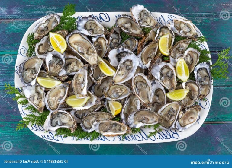 Quel est le menu et les services offerts au parc aux huîtres 16 huitres fraiches sur un plateau elegant