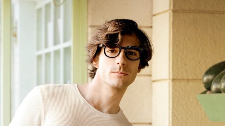 Pourquoi choisir l'opticien Les Rives de l'Orne pour vos lunettes 9 lunettes stylees dans un cadre moderne