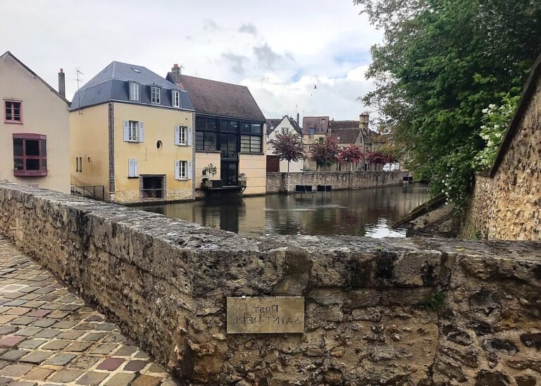 Quels sont les meilleurs pavés de rue à Chartres et où les trouver 36 paves anciens de rue a chartres