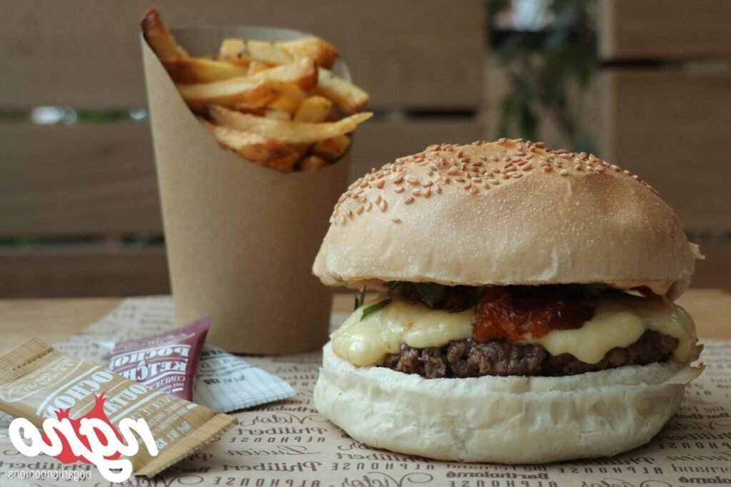 photo dun burger appetissant chez big fernand