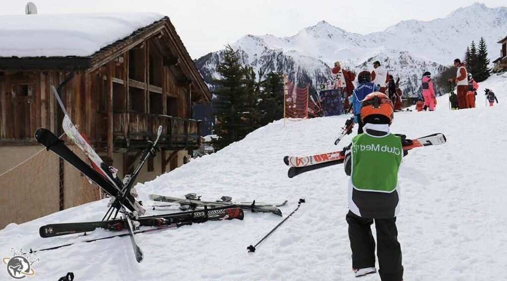 piste de ski animee au club med