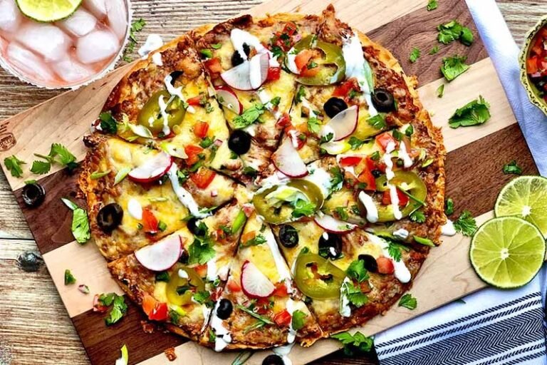 Où trouver les meilleures pizzas à Pizza del Arte Le Mans 8 pizza garnie avec ingredients frais et colores