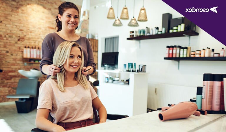 salon de coiffure moderne avec clients satisfaits