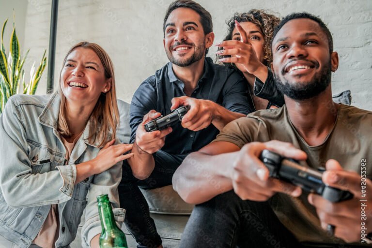 Comment se divertir à Keep Cool Champigny sur Marne 12 un groupe damis faisant du sport ensemble
