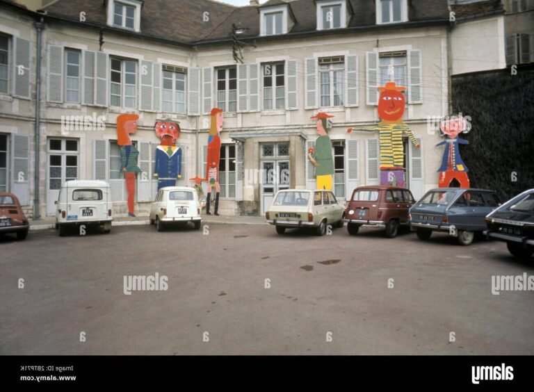 Quelle est l'offre d'Auxerre Automobile SA pour les véhicules Citroën 30 vehicules citroen exposes chez auxerre automobile