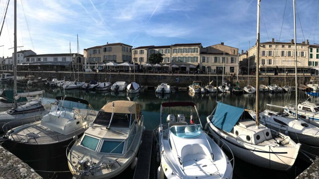 Qu’est-ce que le Slow Village sur l’île de Ré et ses activités