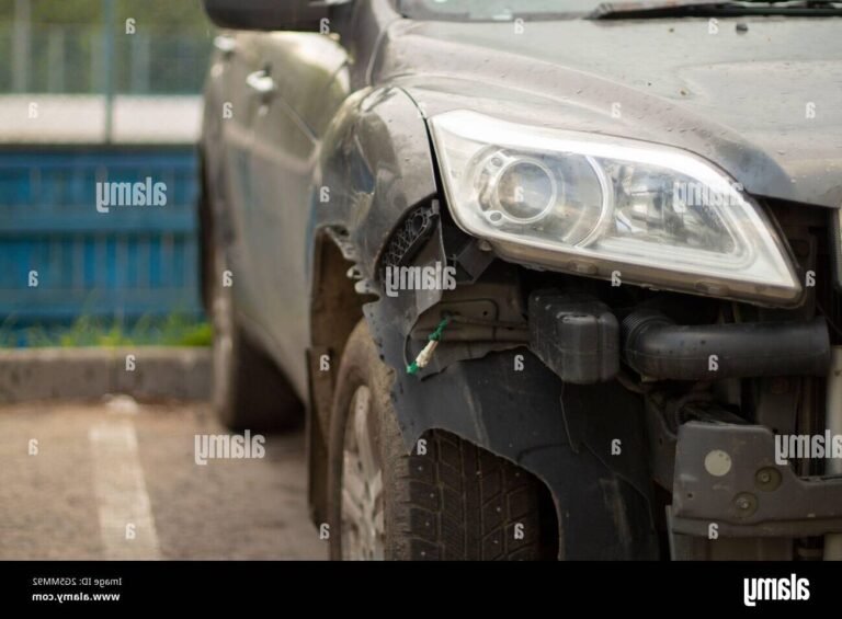 voiture accidentee dans un casse automobile