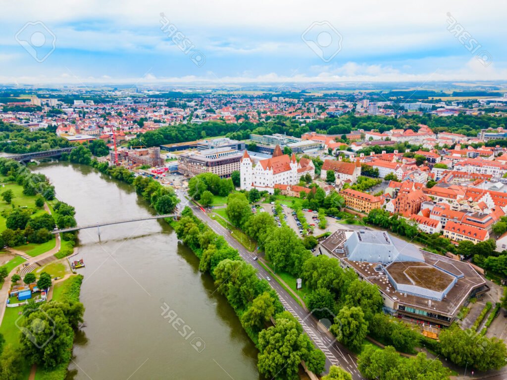 Où se trouve Leclerc Drive avenue Rhin et Danube au Mans