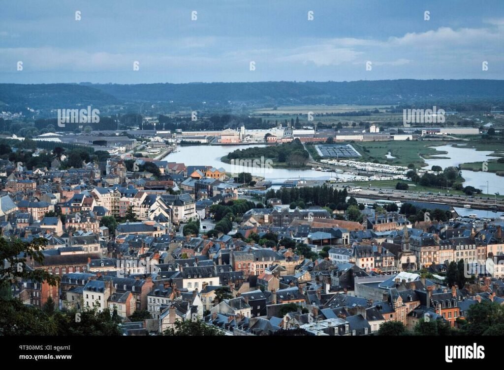 vue aerienne de maisons en basse seine