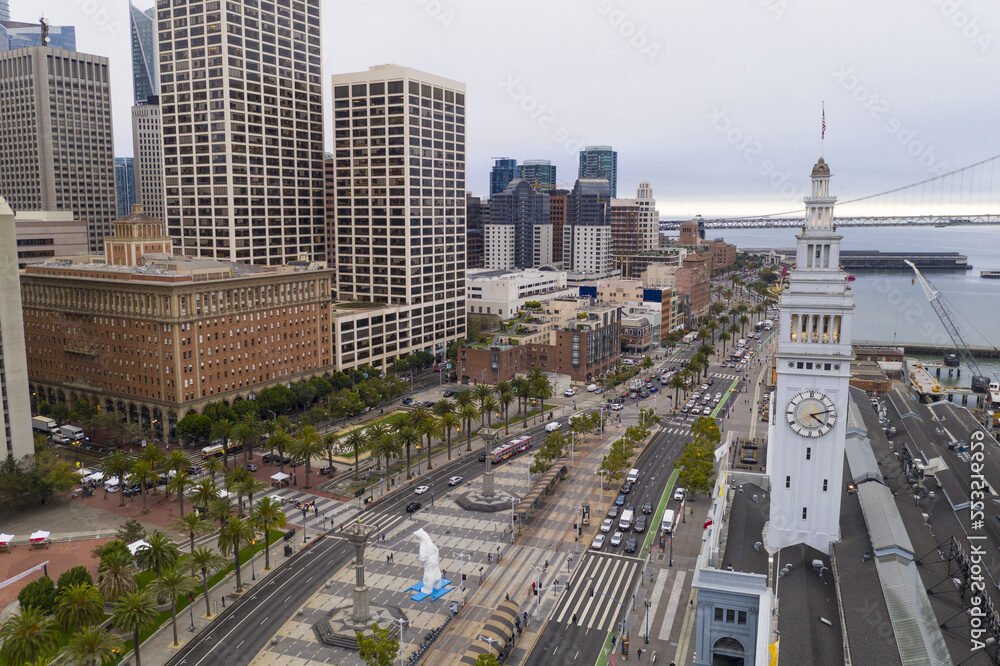 vue aerienne de san francisco depuis un ferry