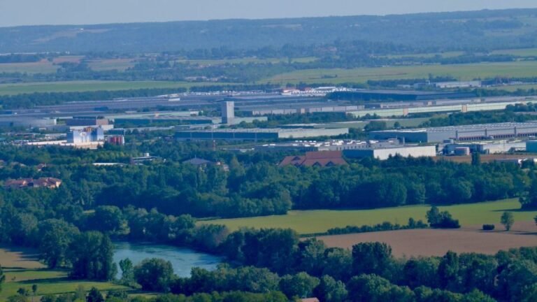 vue aerienne du cc plaine de lain