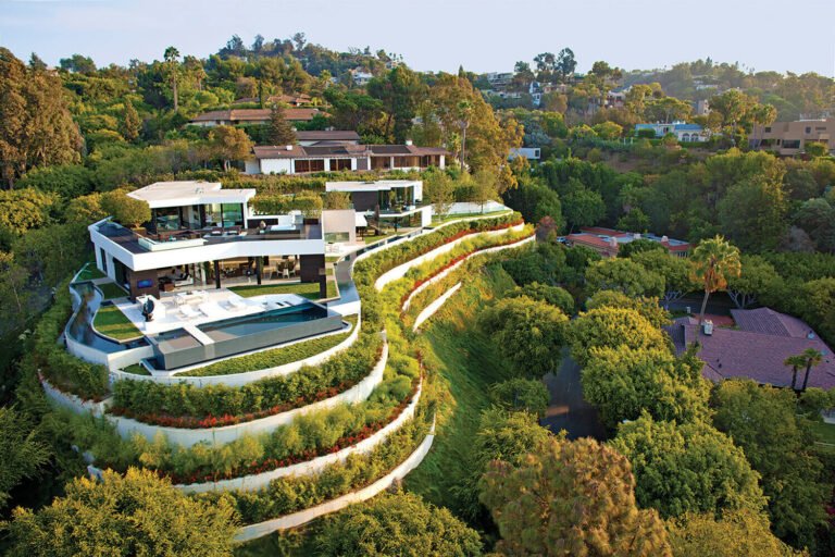 Que savoir sur le syndic Borne et Delaunay à Nice 8 vue de nice avec immeubles modernes