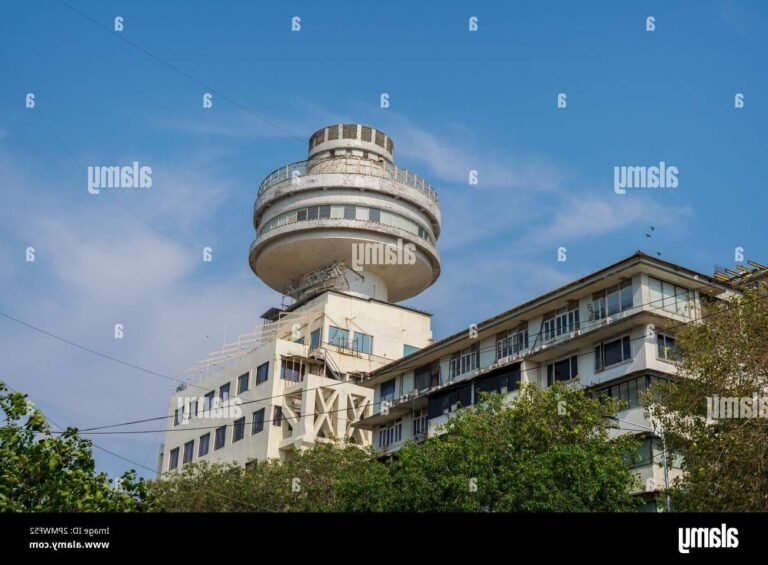 vue exterieure de lhotel ac ambassadeur