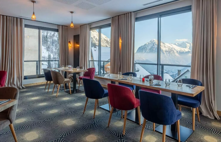 Quel est le meilleur hôtel Les Cimes à Argelès-Gazost 7 vue panoramique de lhotel les cimes