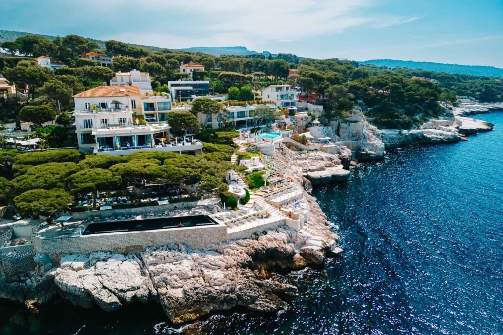 Quel est le prix et les avis sur l'hôtel Les Roches Blanches à Porto-Vecchio 3 Quel est le prix et les avis sur l’hôtel Les Roches Blanches à Porto-Vecchio