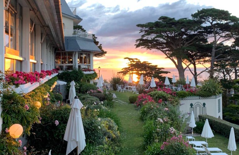 Quels sont les avis sur l'Hôtel Ti Al Lannec en Bretagne 23 vue panoramique de lhotel ti al lannec