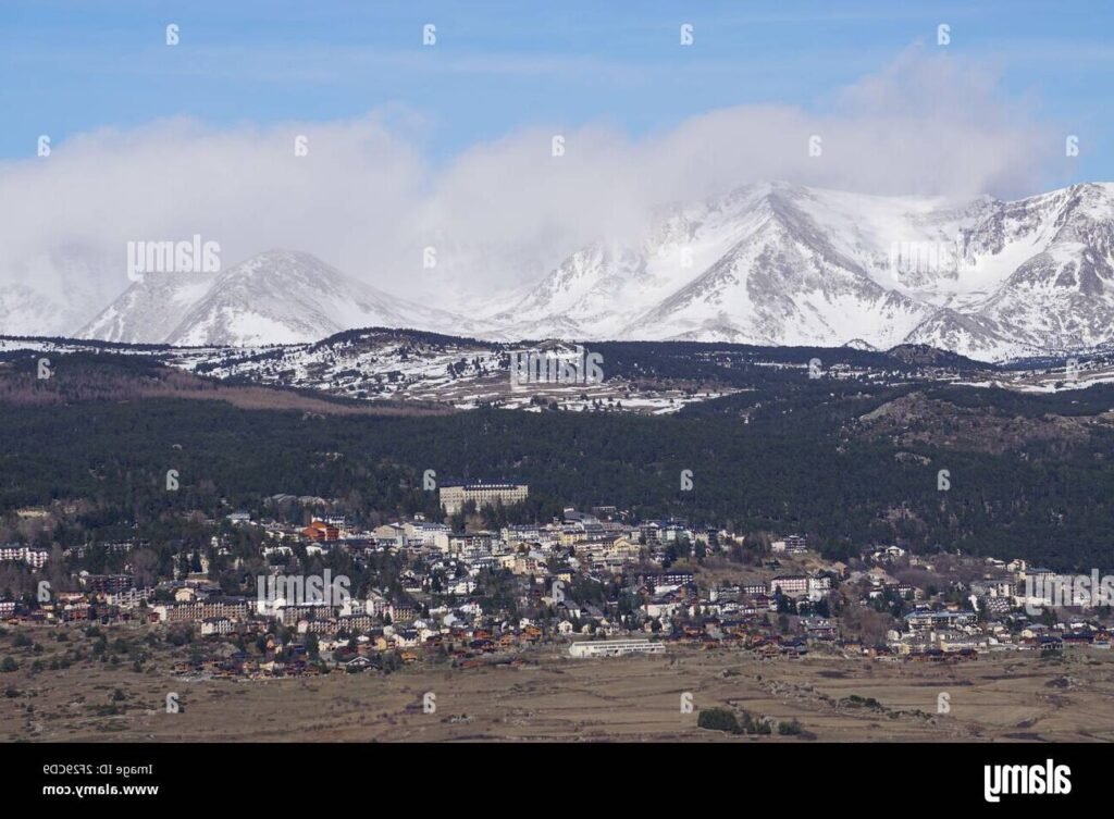 vue panoramique des montagnes de font romeu