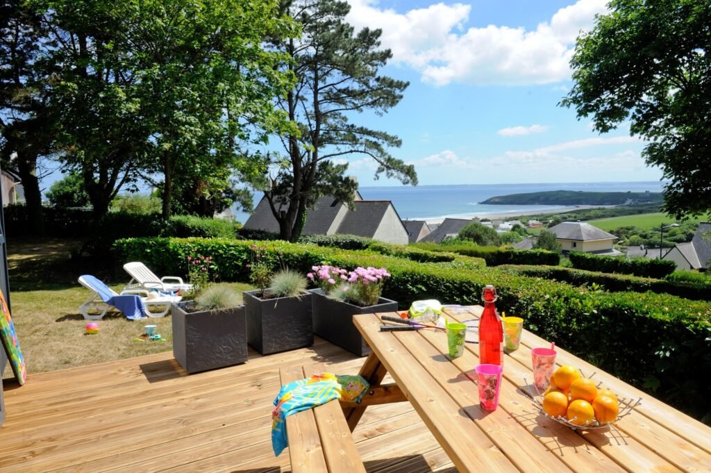 vue panoramique du camping au bord de la plage